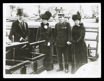 1921-22 Shackleton-Rowett Expedition, an original 215x164mm photograph of Shackleton and Queen Alexandra, noted in manuscript on reverse Shackleton leaves for South PoleQueen
Alexandra & her sister, Dowager Empress Marie of Russia pay a visit t